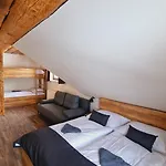Zrub Polana - Liptovska Mara Horská chata *