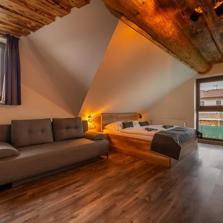 Zrub Polana - Liptovska Mara Alpehytte *